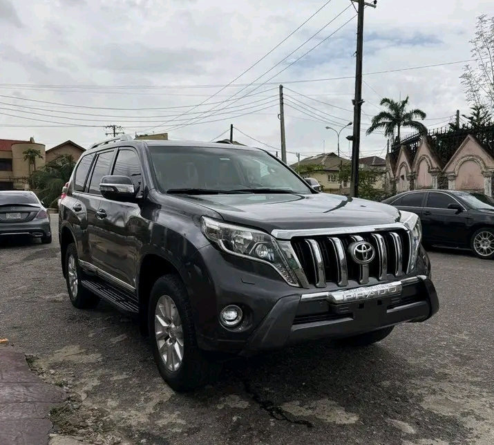 2016 Toyota Prado
